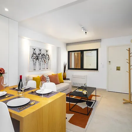 Whome Campo De Ourique 1br Duplex With Ac