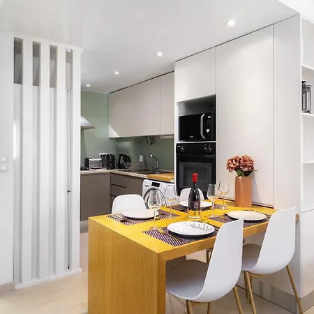 Apartment Whome Campo De Ourique 1br Duplex With Ac