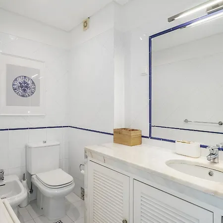 Whome Campo De Ourique 1br Duplex With Ac Apartment Lisbon